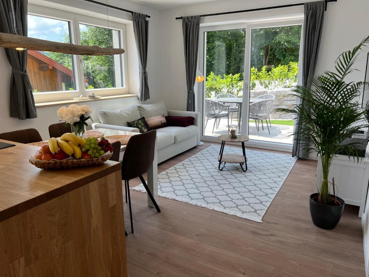 Exclusives Apartment - Auszeit Мондзее Екстериор снимка